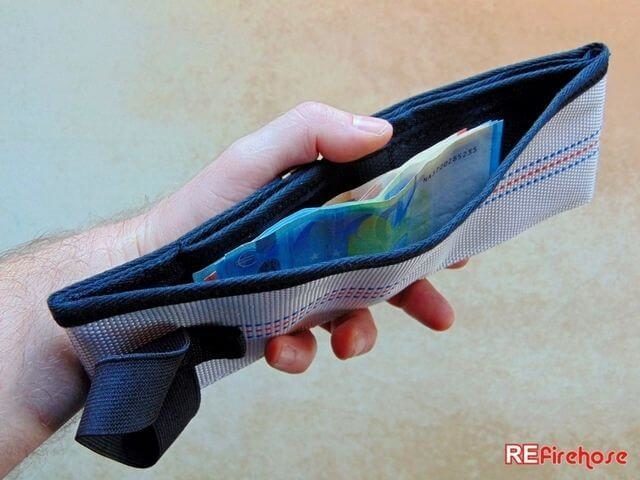 Banknote holder men wallet from durable and partially waterproof fire hose